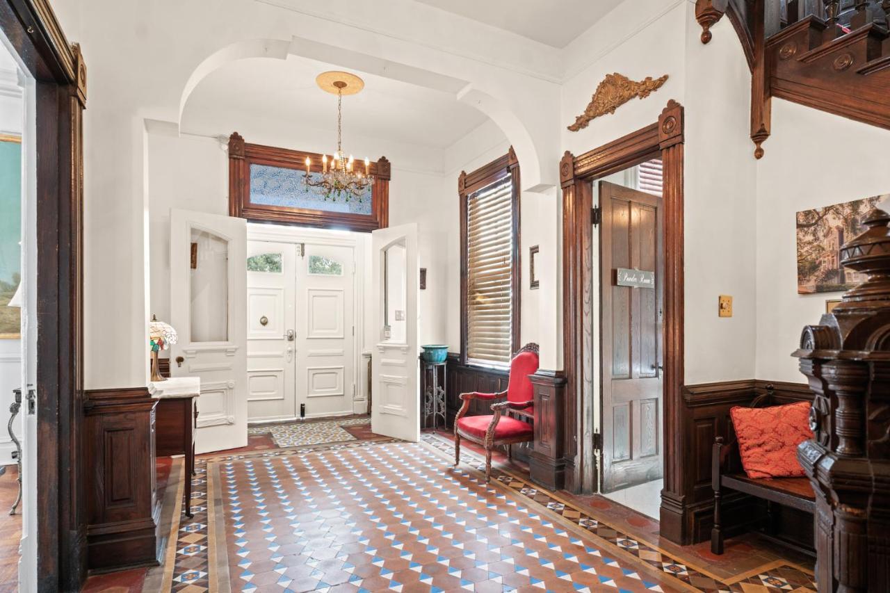 Bed and Breakfast Amethyst Garden Savannah Exterior foto